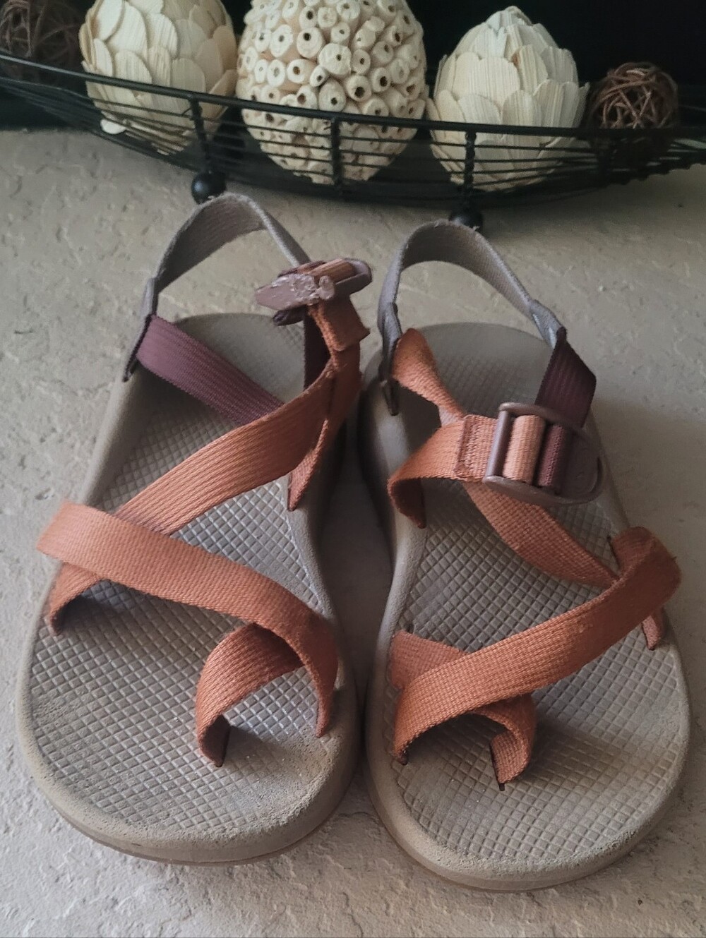 Size 8 Chaco Z/1 Classic Coriander Strappy Adjustable Toe Loop Sport Men Sandals